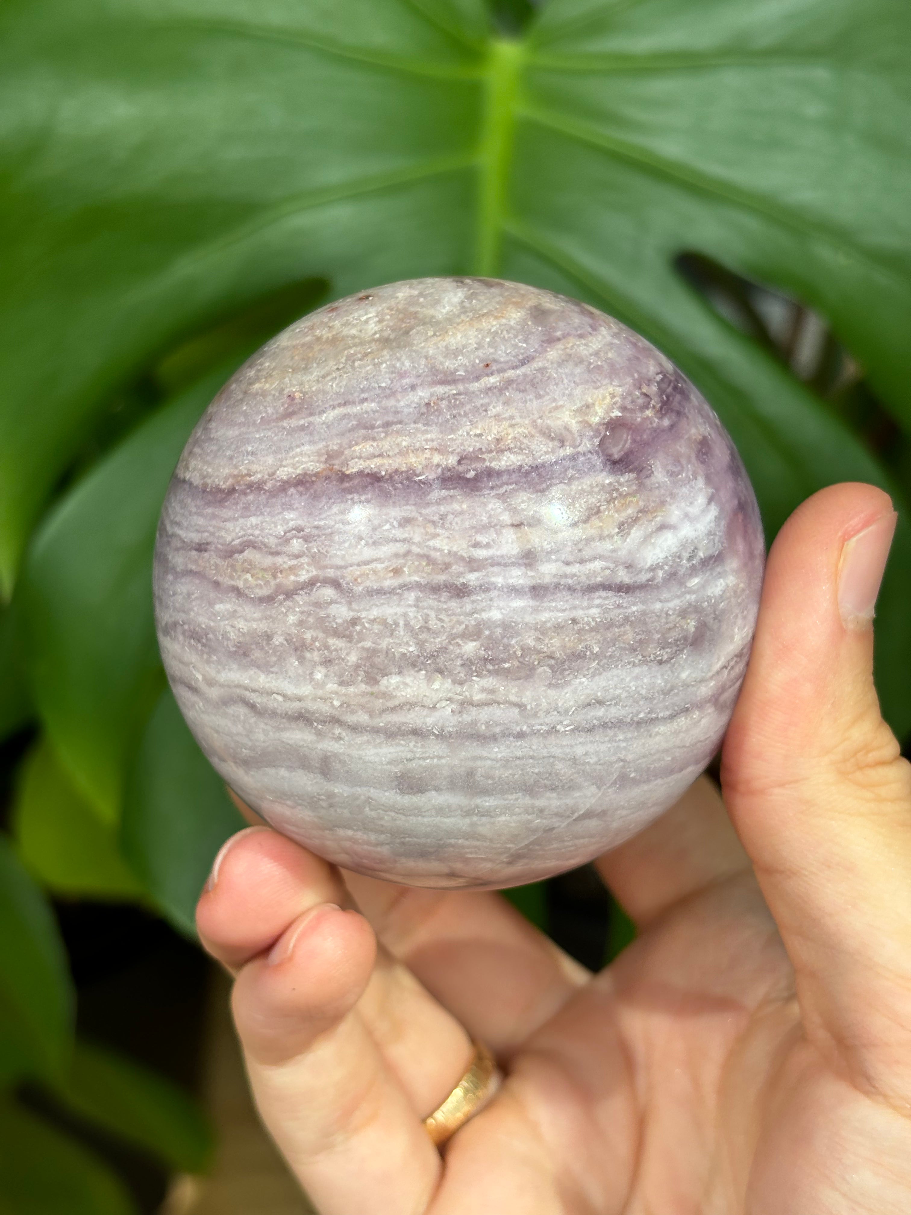 Seidenfluorit Kugel "Cloudy Planet"