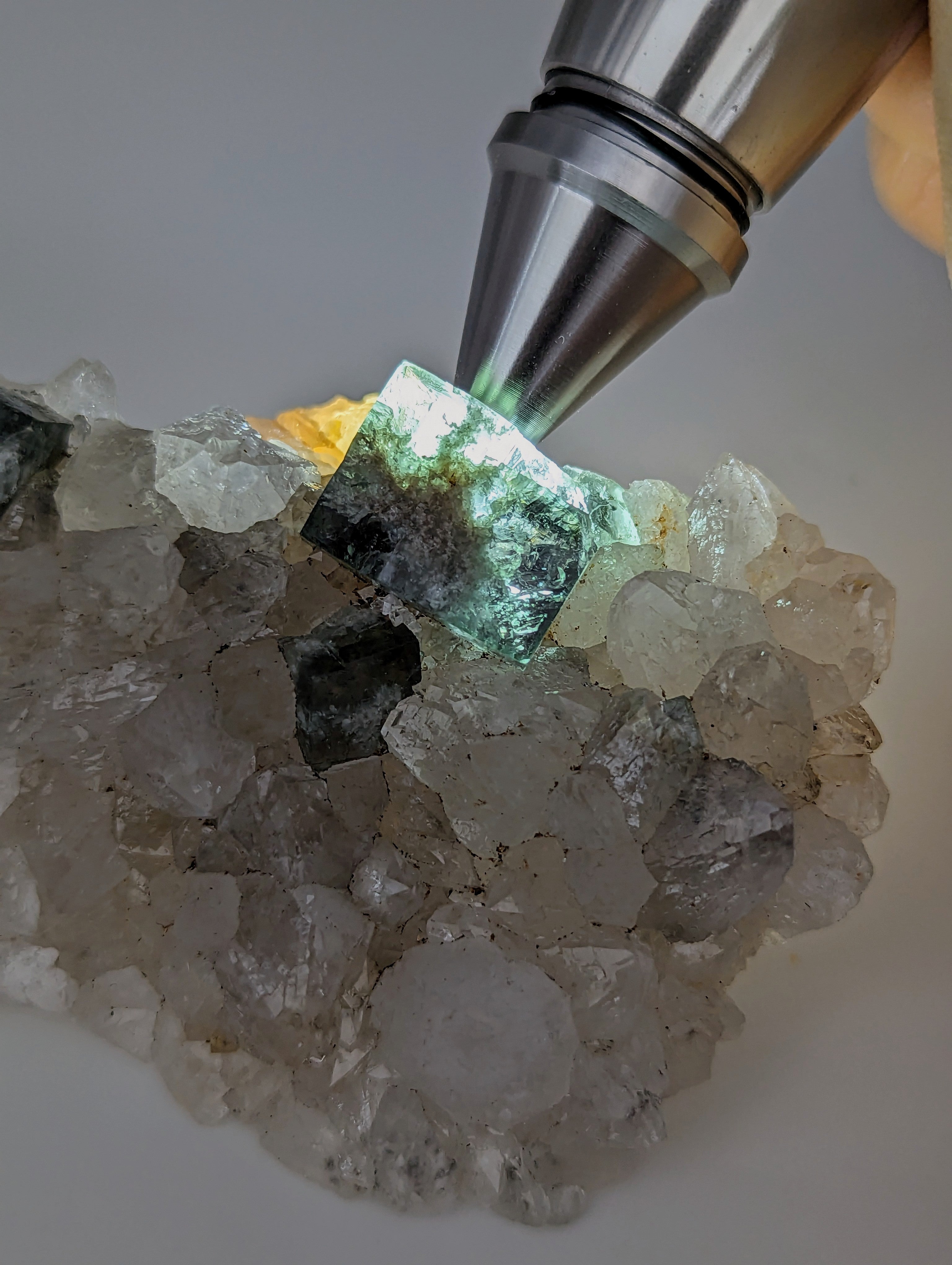 Fluorit Milky Way Pocket England