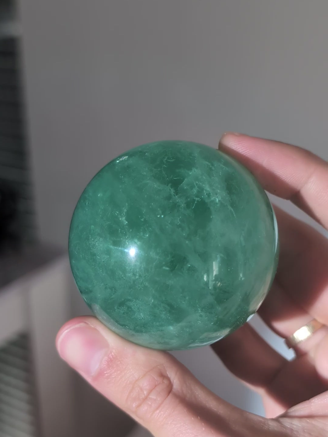 Grüne Fluorit Kugel 6cm
