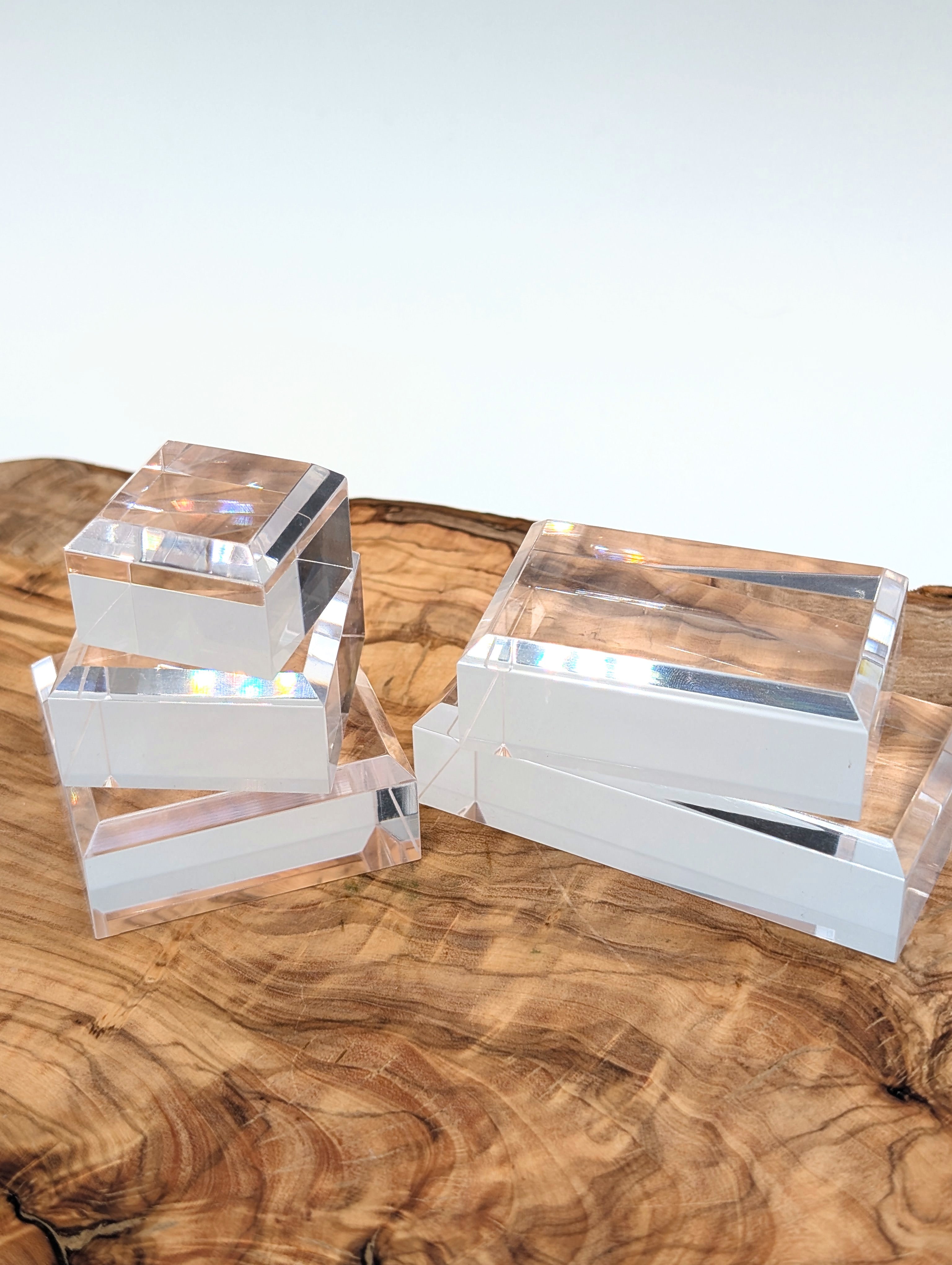 *Neu* Premium Acrylglas Podeste 2cm Höhe!