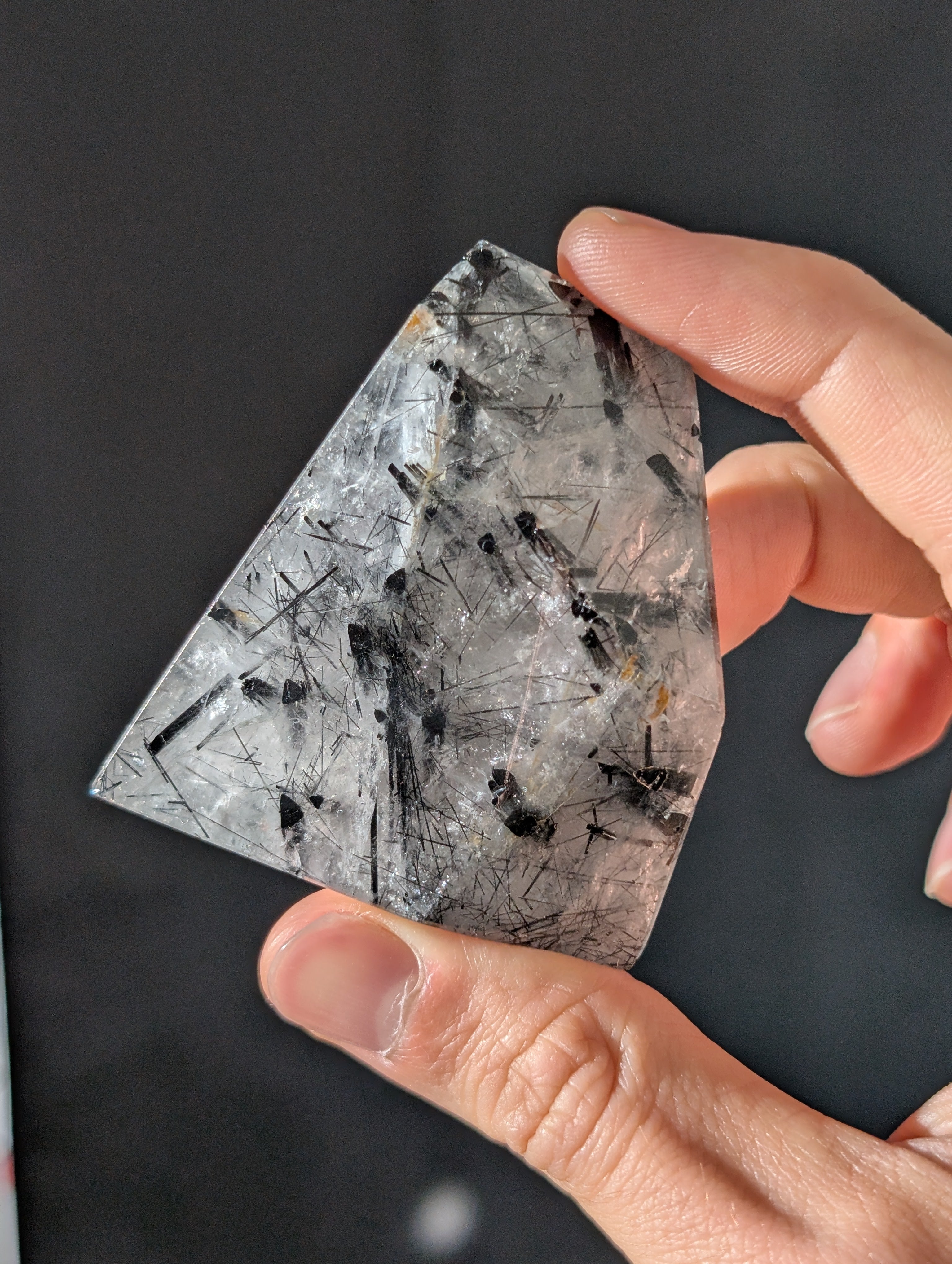 Turmalinquarz Freiform (selbststehend)