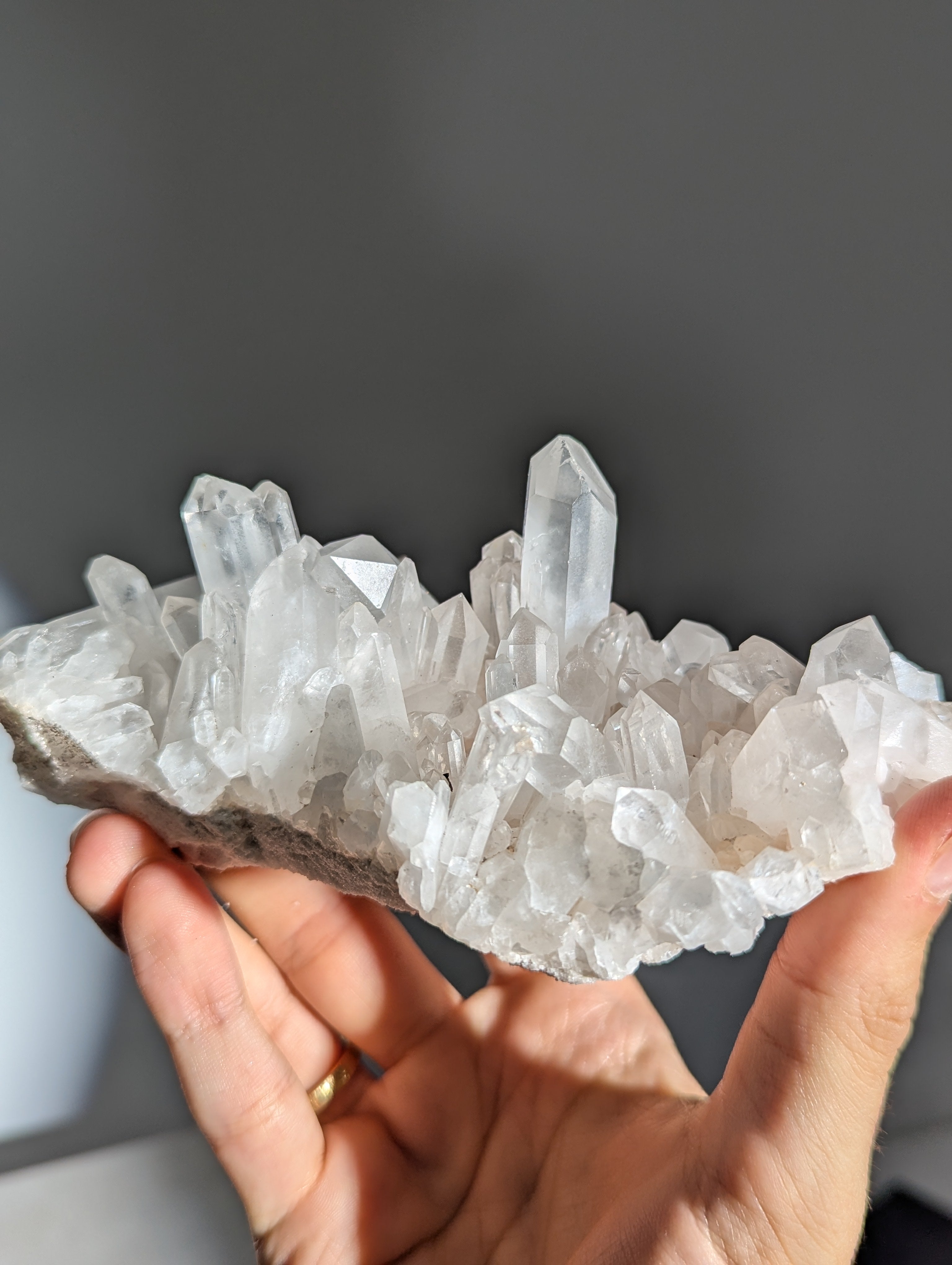 großes Bergkristall Cluster aus Brasilien
