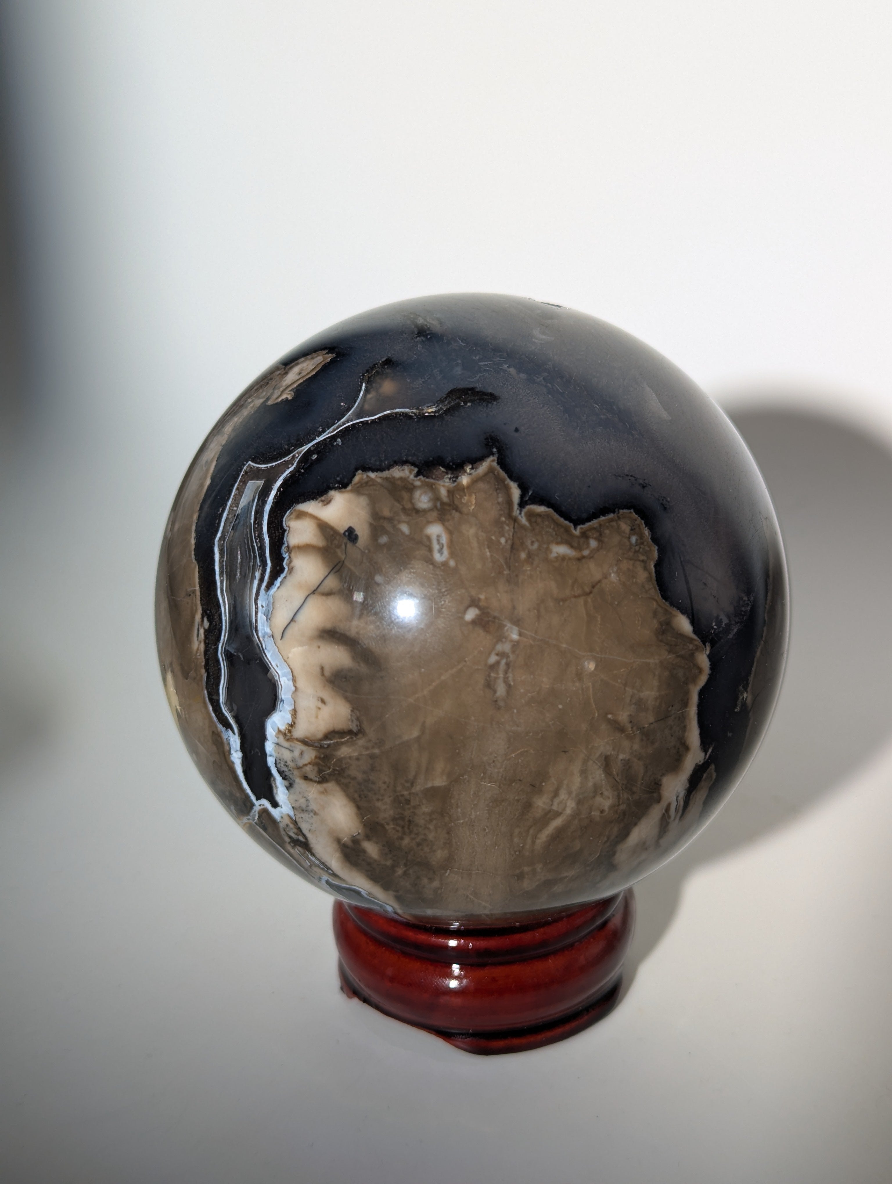 UV-Aktive Vulkan Achat Kugel🌋