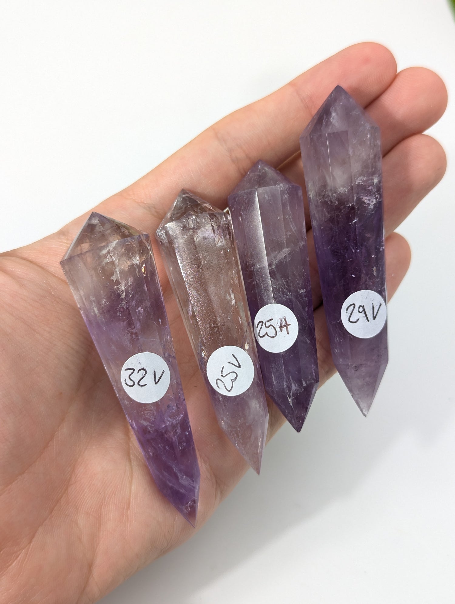 Amethyst Vogel Kristall mit Phantom mittelgroß