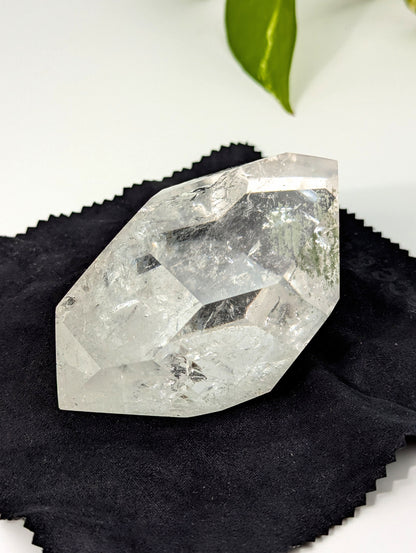 grüner Chlorit Gartenquarz Chunky Doppelender