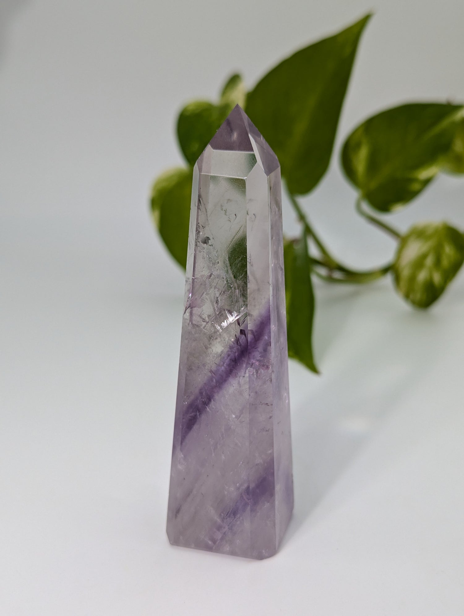 Amethyst Phantom Obelisk aus Brasilien