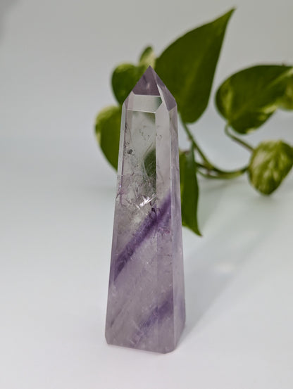 Amethyst Phantom Obelisk aus Brasilien