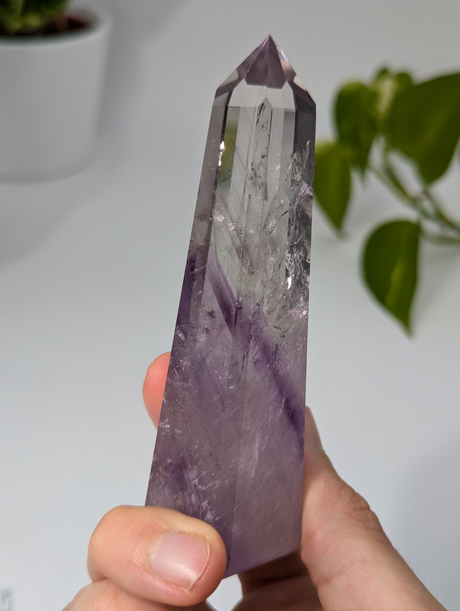 Amethyst Phantom Obelisk aus Brasilien
