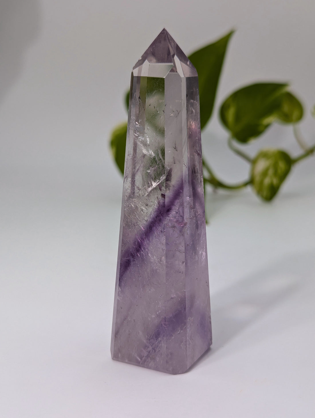 Amethyst Phantom Obelisk aus Brasilien