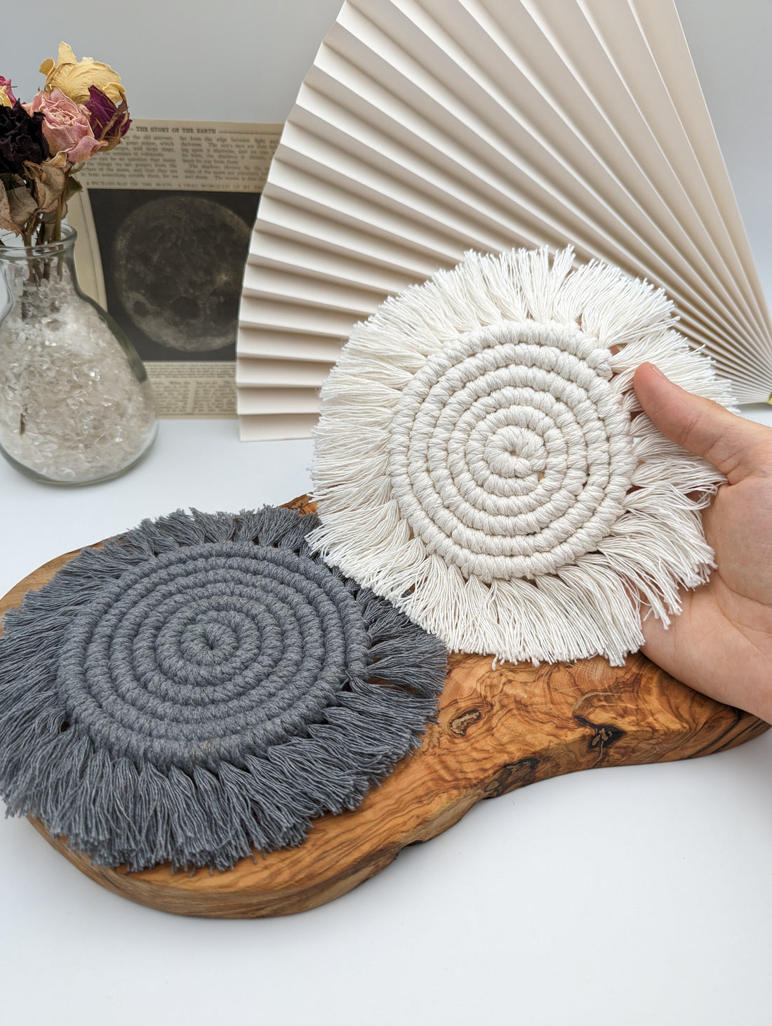 Makramee Untersetzer grau & weiß