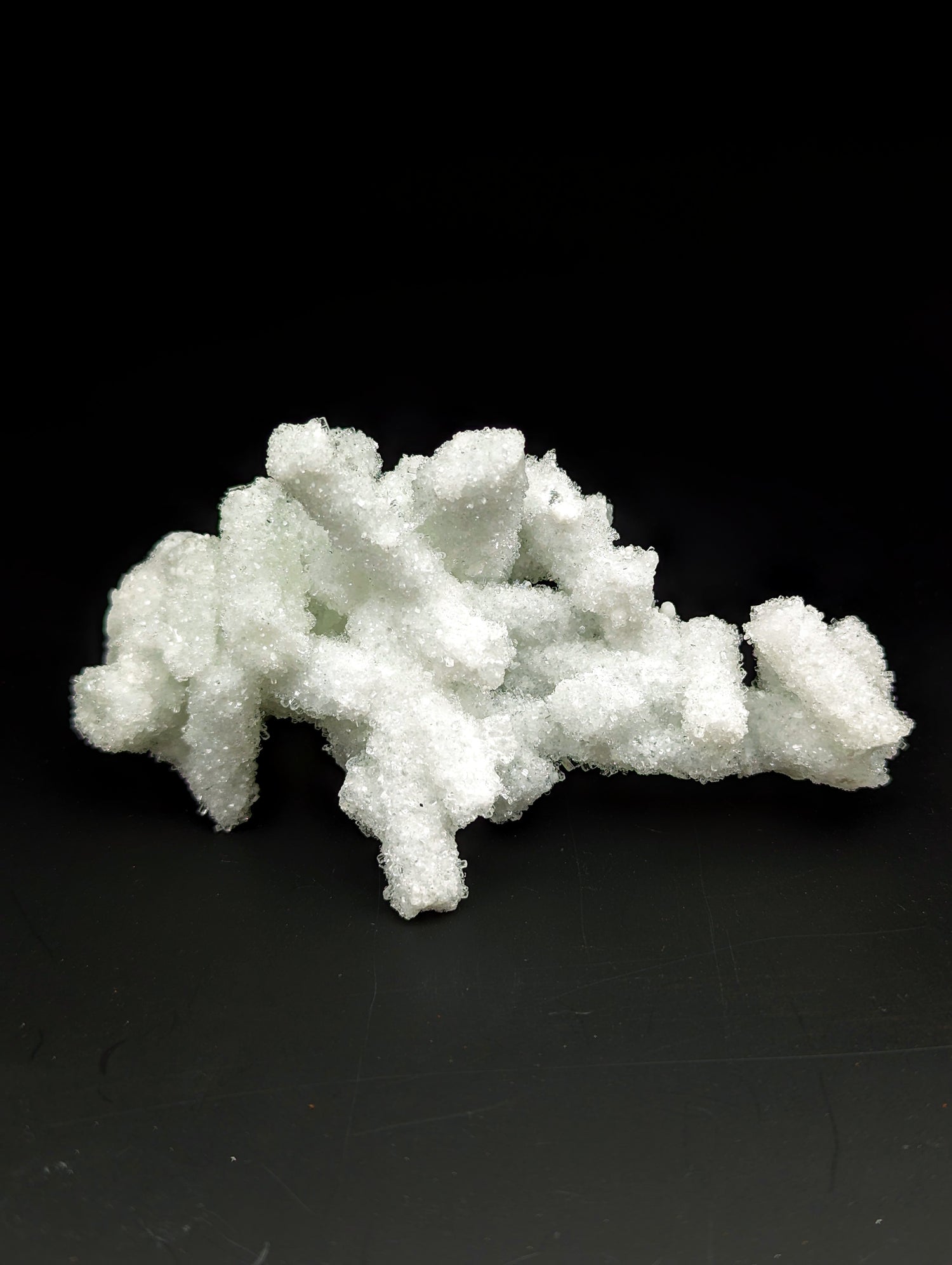 Prehnit nach Laumontit (selten)