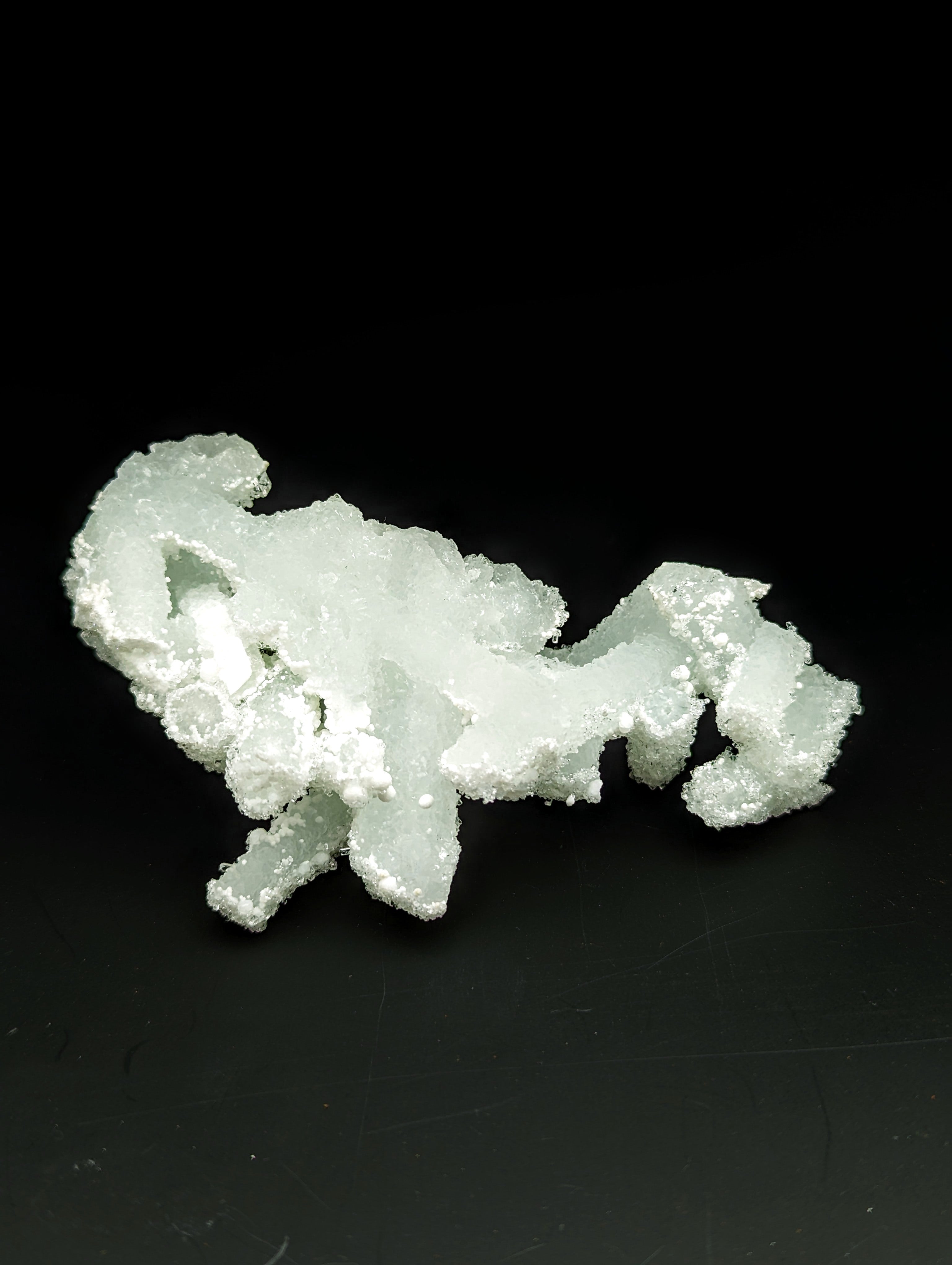 Prehnit nach Laumontit (selten)