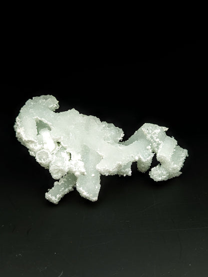 Prehnit nach Laumontit (selten)