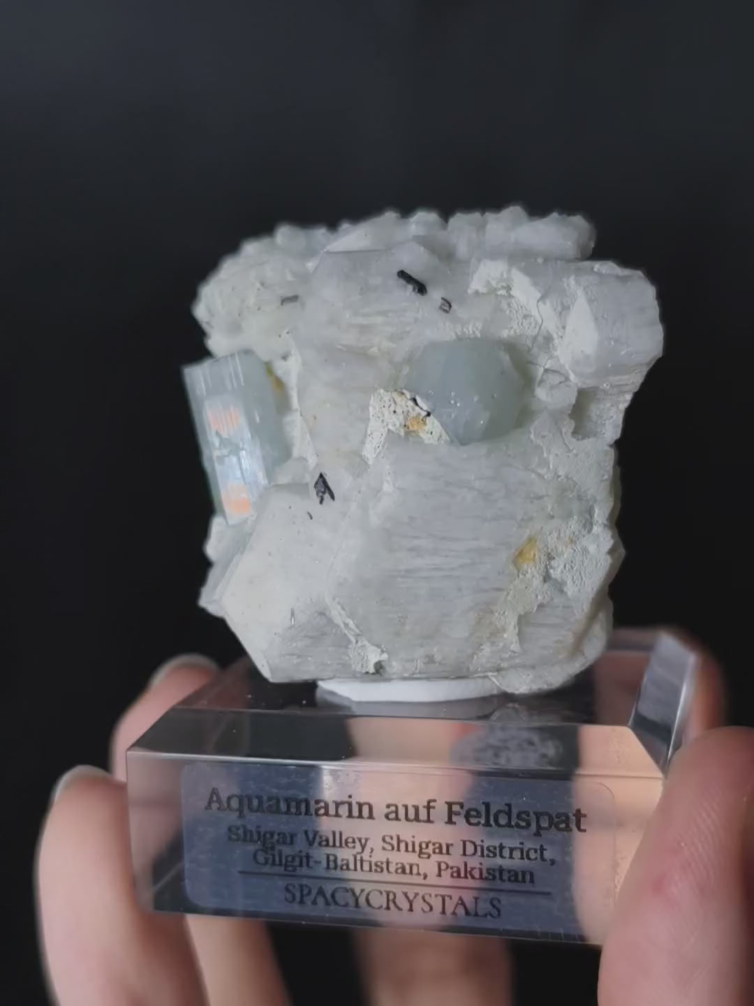 Aquamarin auf Feldspat aus Pakistan