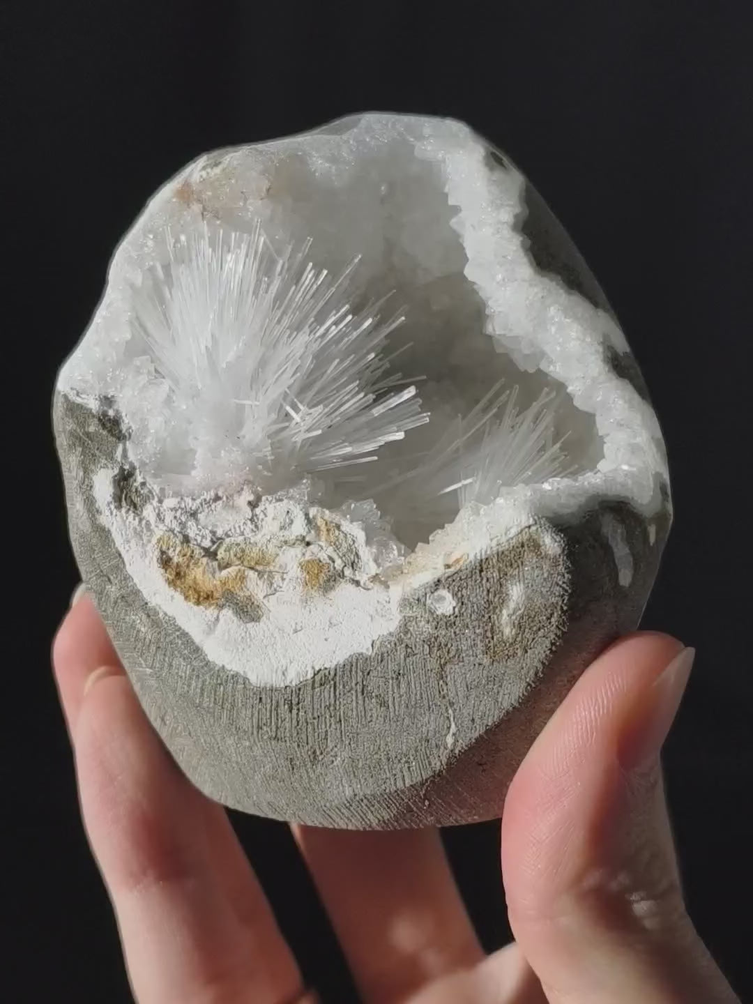 Skolezit Geode aus Indien