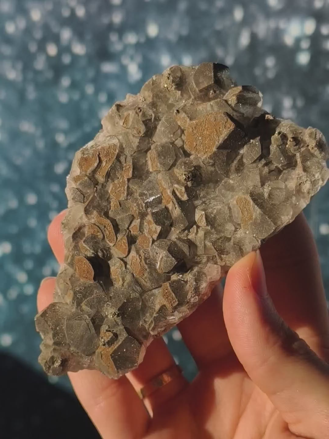 Chalkopyrit auf Calcit aus Hubei