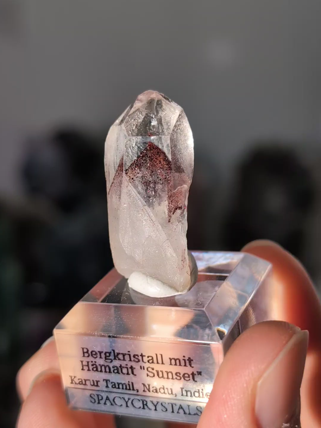 Bergkristall mit rotem Hämatit Phantom aus Indien &quot;Sunset Quarz&quot;