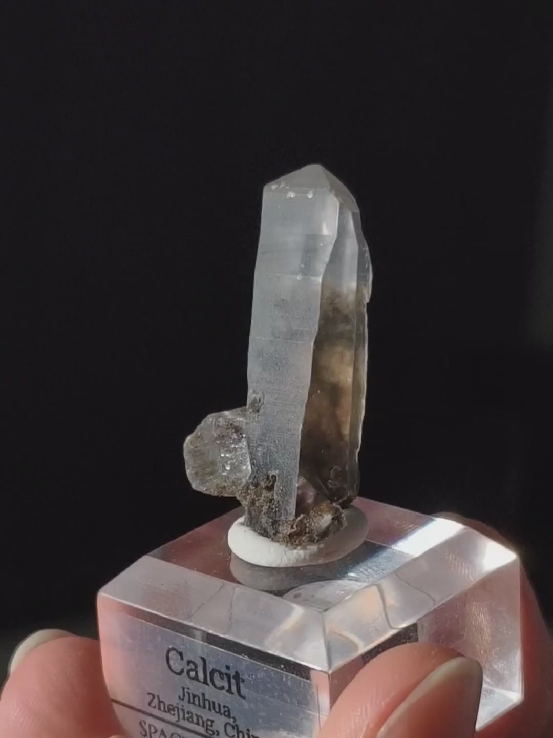 Calcit Einzelkristall mit Einschluss