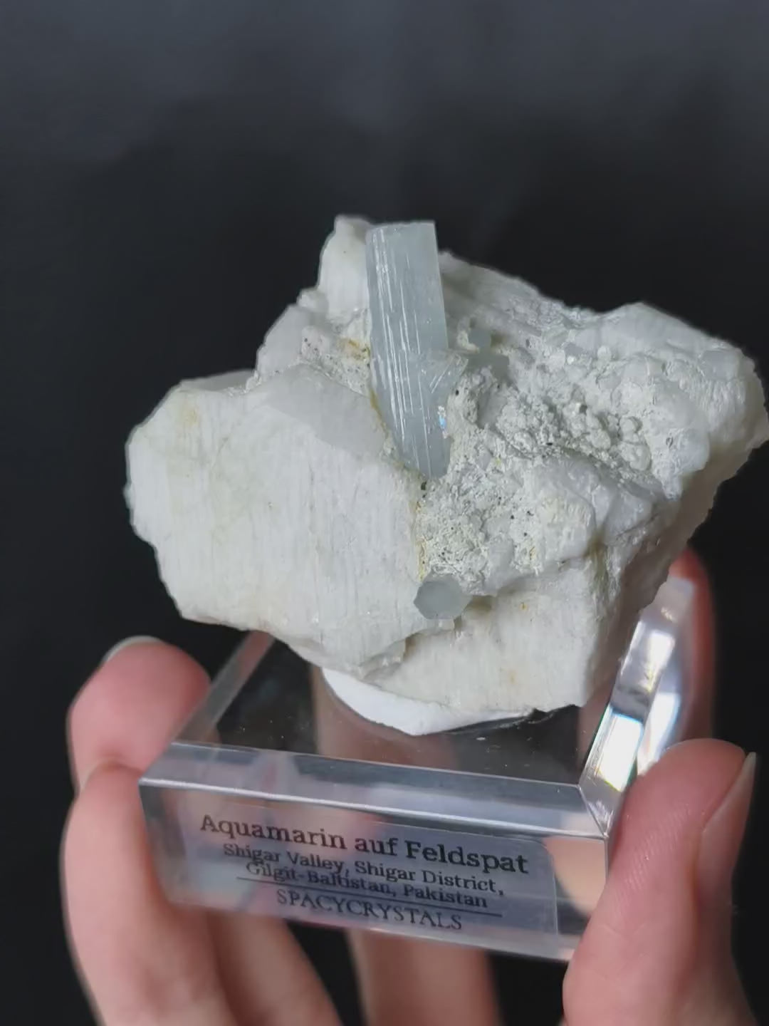 Aquamarin auf Feldspat aus Pakistan