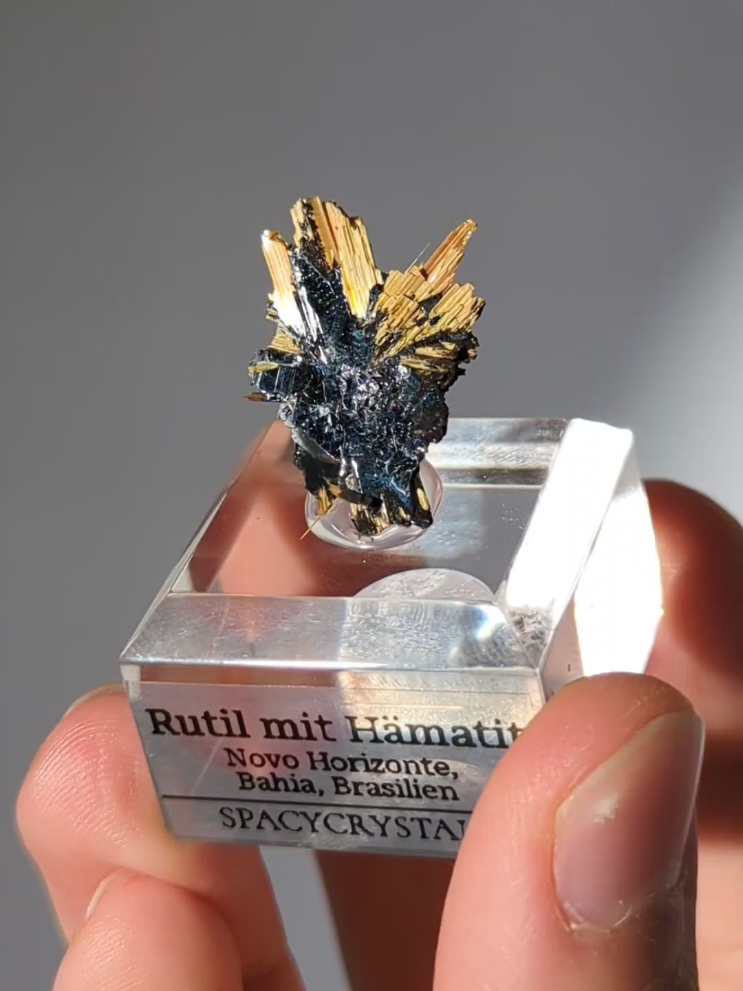 Rutil auf Hämatit Stufe aus Brasilien