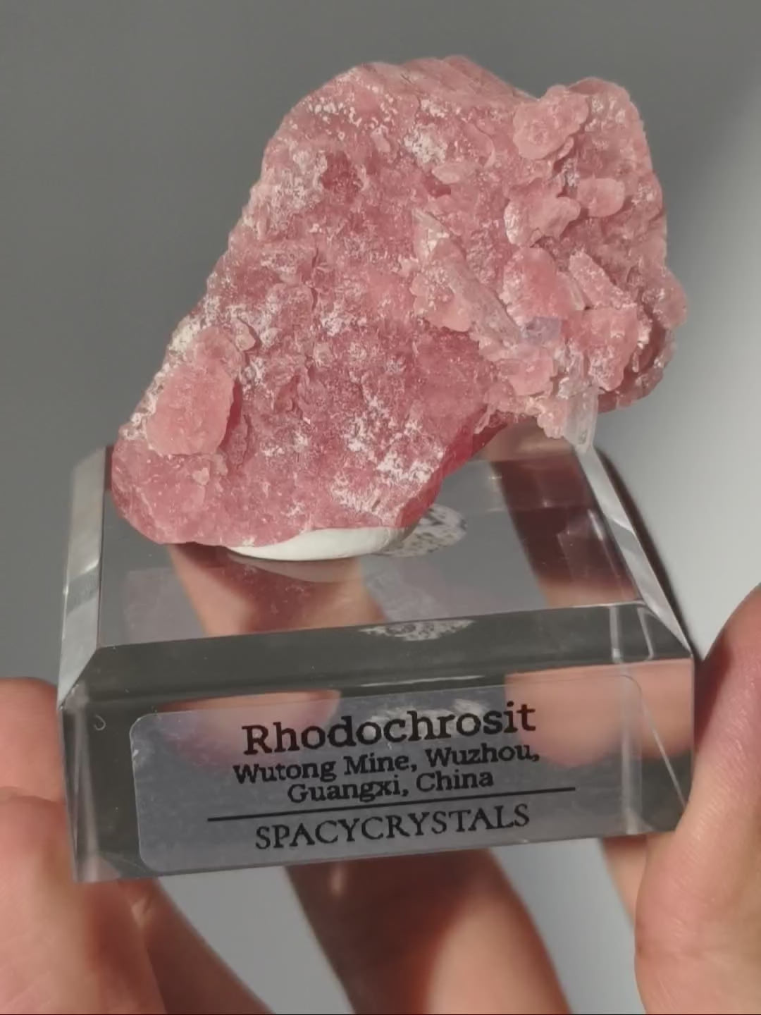 Schimmernder Rhodochrosit aus der Wutong Mine
