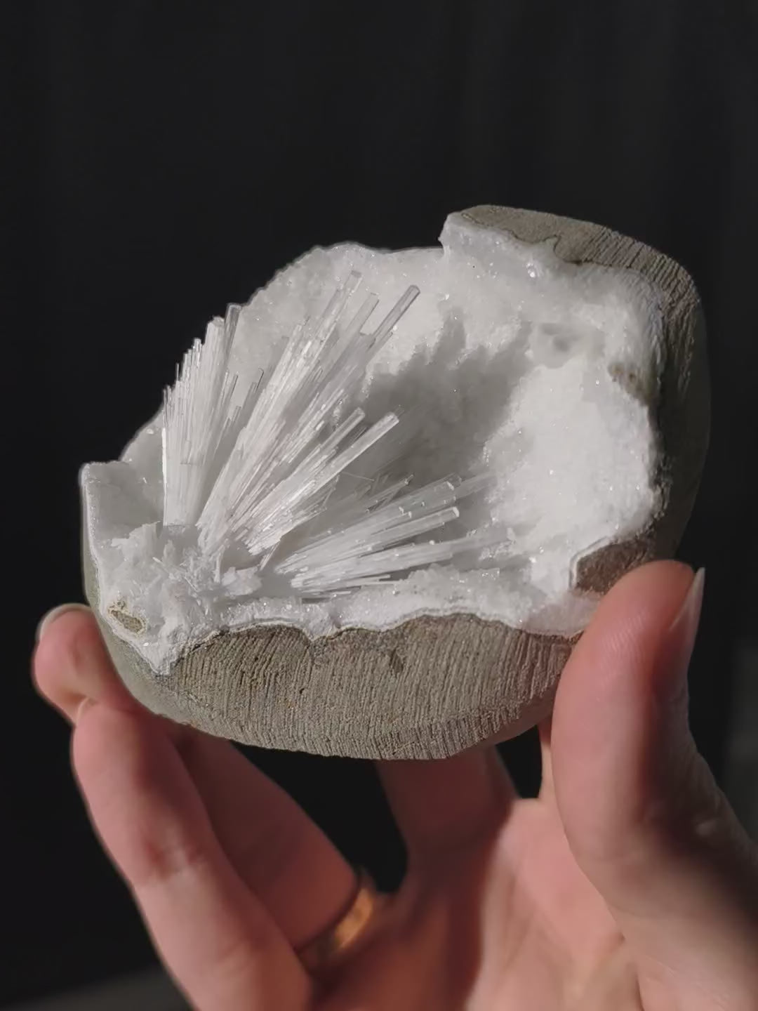 Skolezit Geode aus Indien