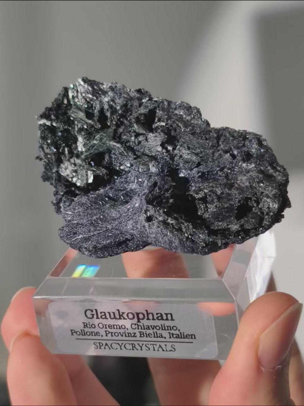 Funkelnder Glaukophan aus Italien (selten)