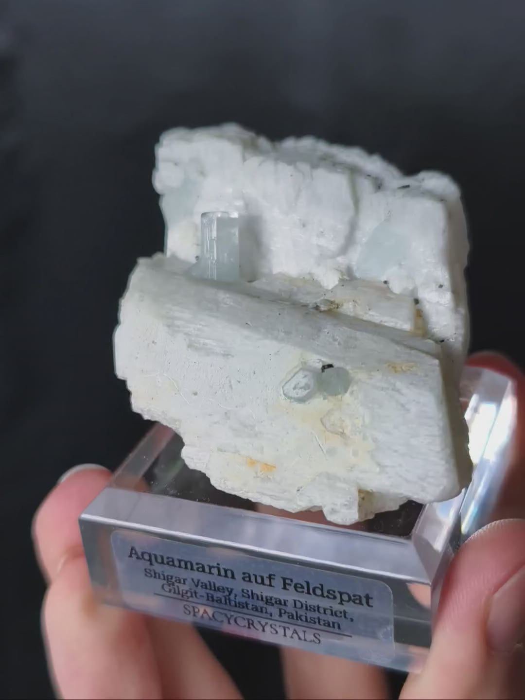 Aquamarin auf Feldspat aus Pakistan