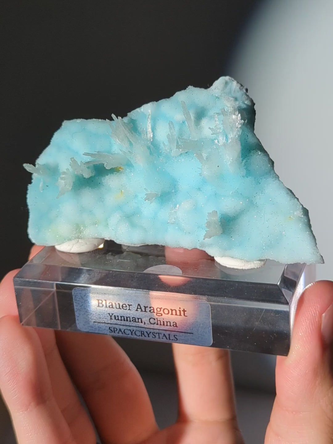 Wow! Blauer Aragonit auf Podest 🩵