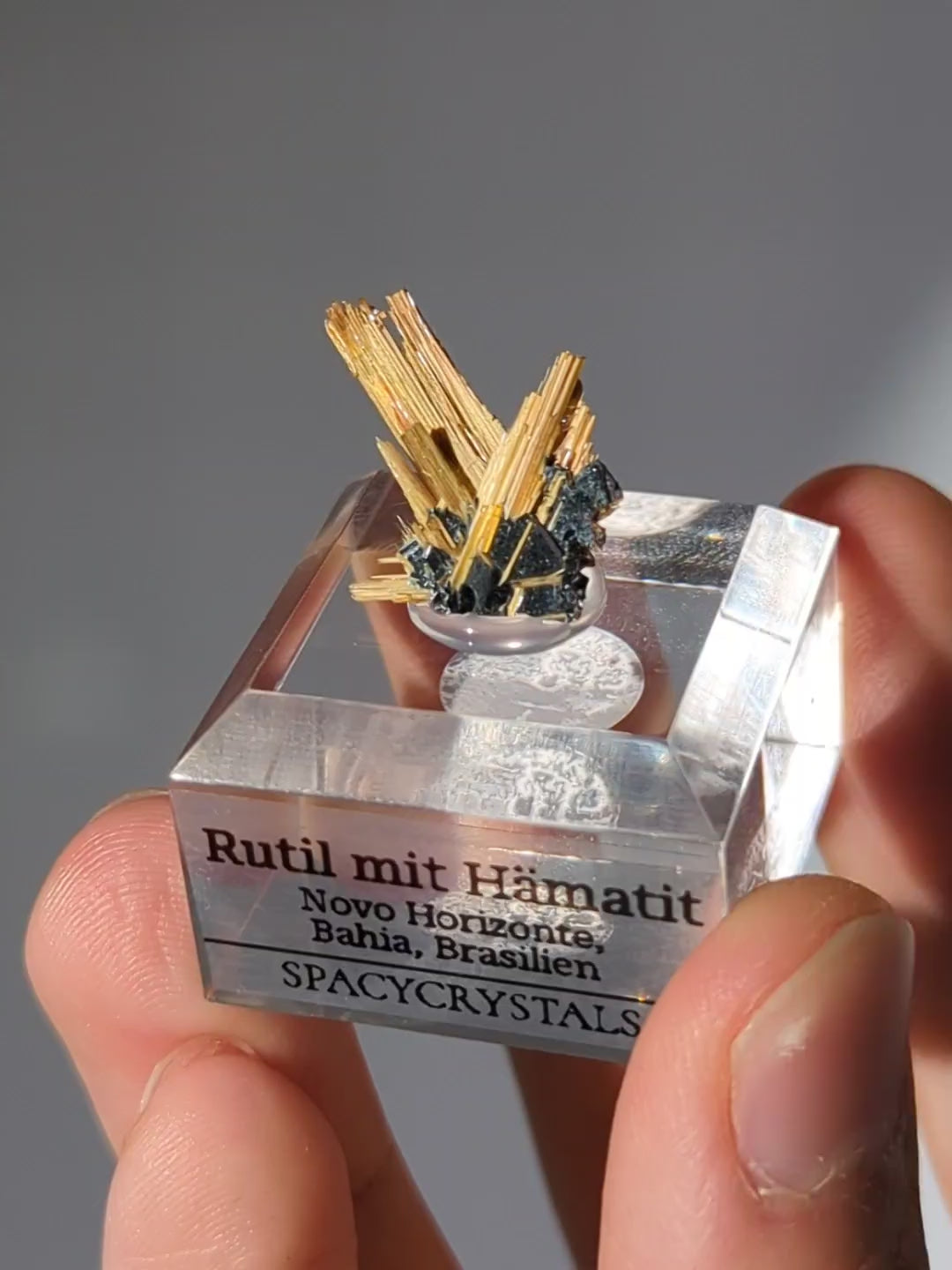 Rutil auf Hämatit Stufe aus Brasilien