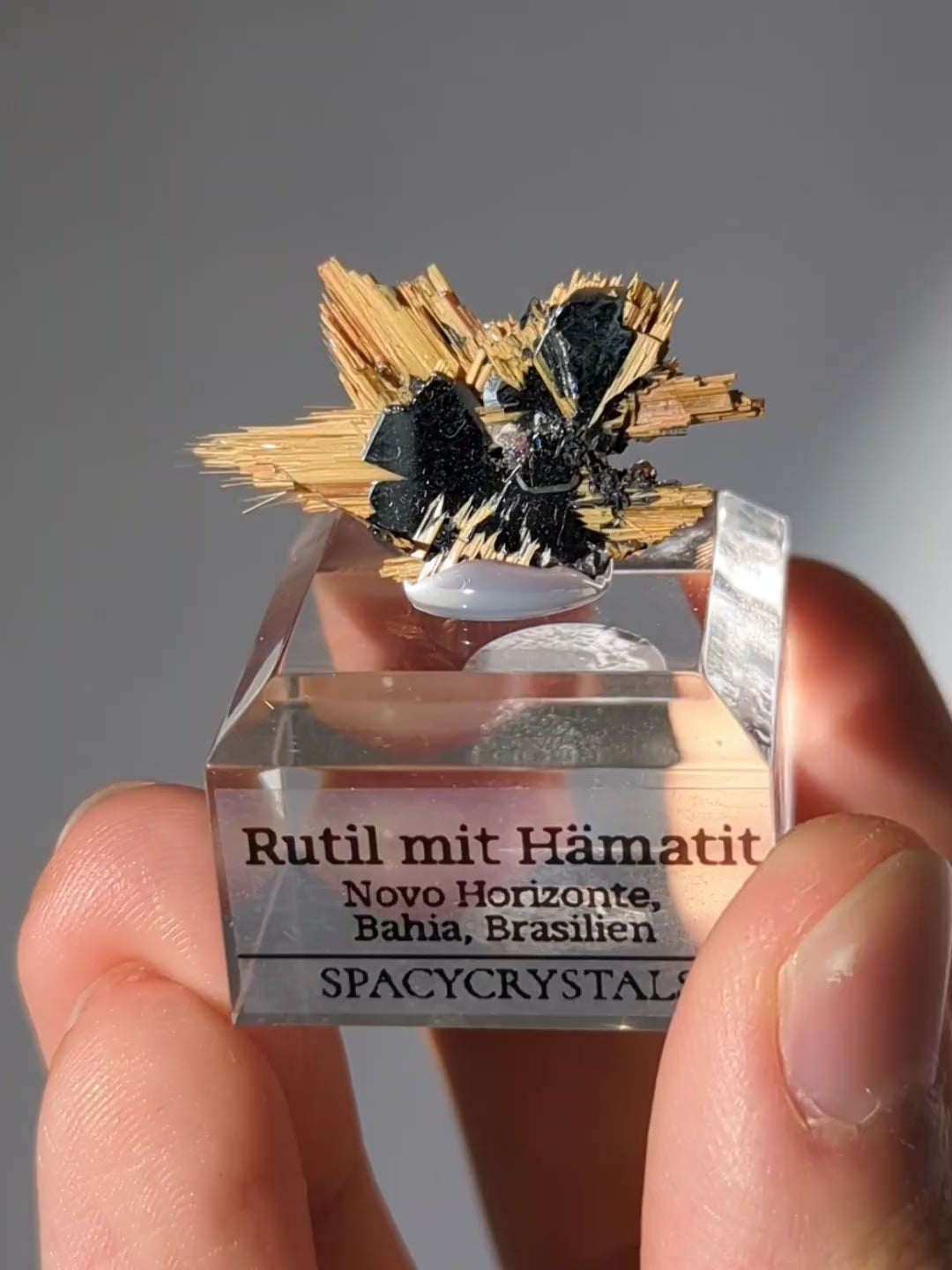 Rutil auf Hämatit Stufe aus Brasilien