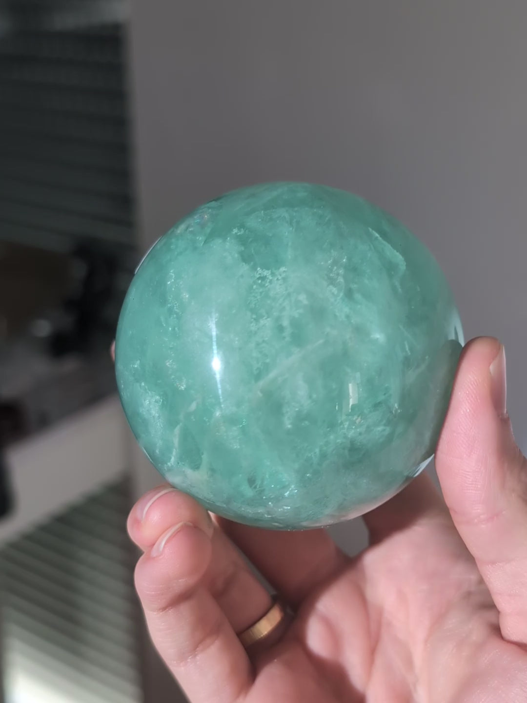 Grüne Fluorit Kugel 7,3cm