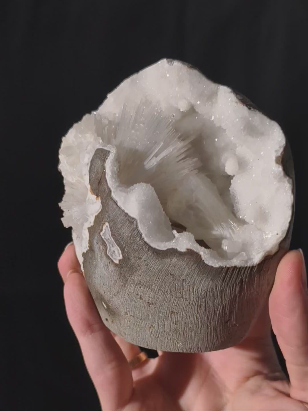 Skolezit Geode aus Indien