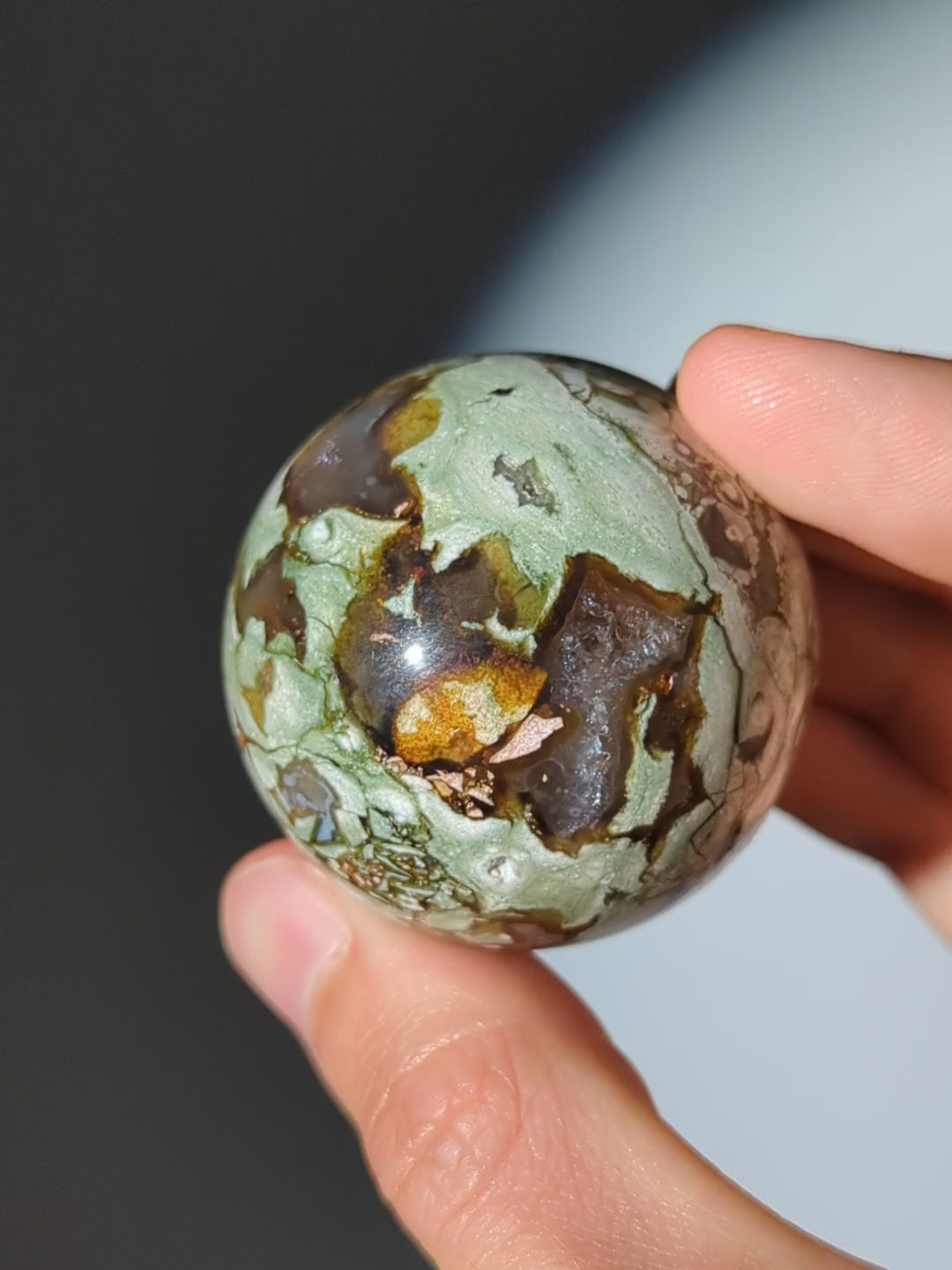 Rhyolith &quot;Regenwaldjaspis&quot; Kugel 4,5cm
