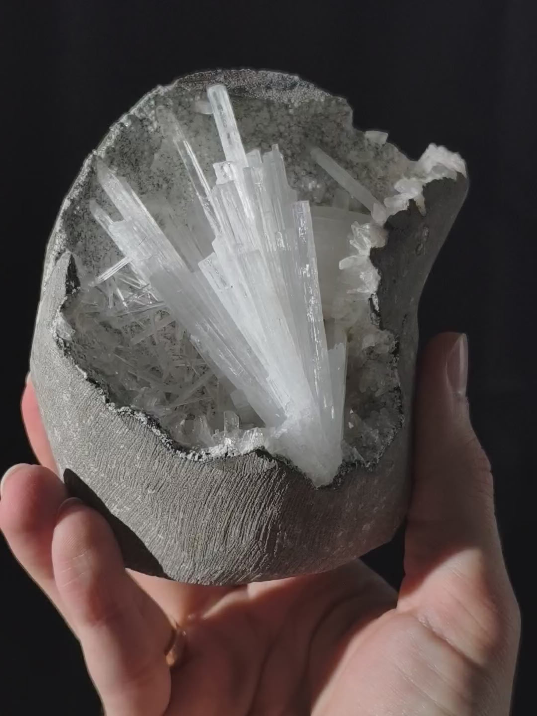 Skolezit Geode aus Indien