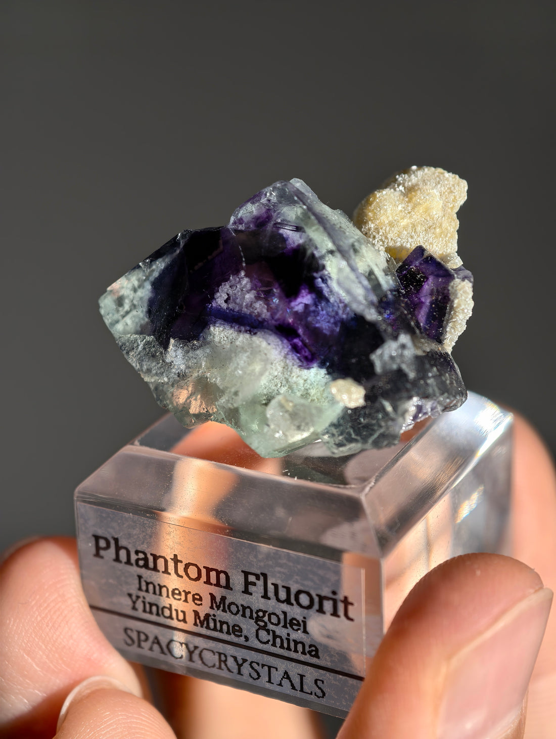 Lila Phantom Fluorit aus der Yindu Mine 🌌