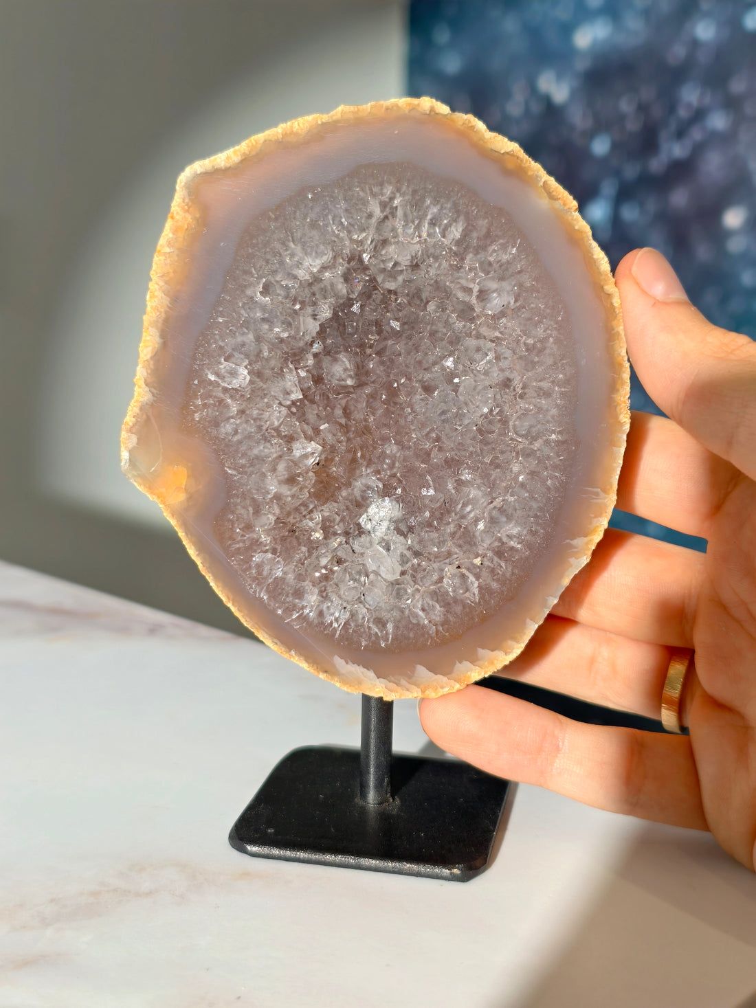 Druzy Achat Anschliff auf Ständer