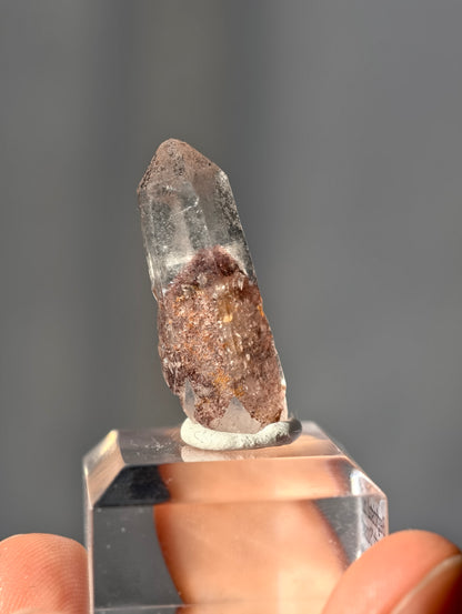 Bergkristall mit rotem Hämatit Phantom aus Indien "Sunset Quarz"