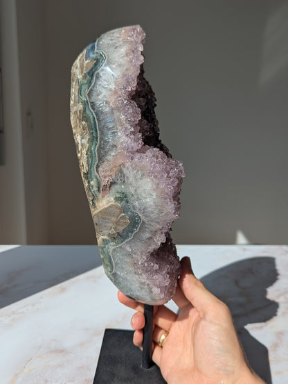 XL Pastell Amethyst auf Ständer aus Brasilien