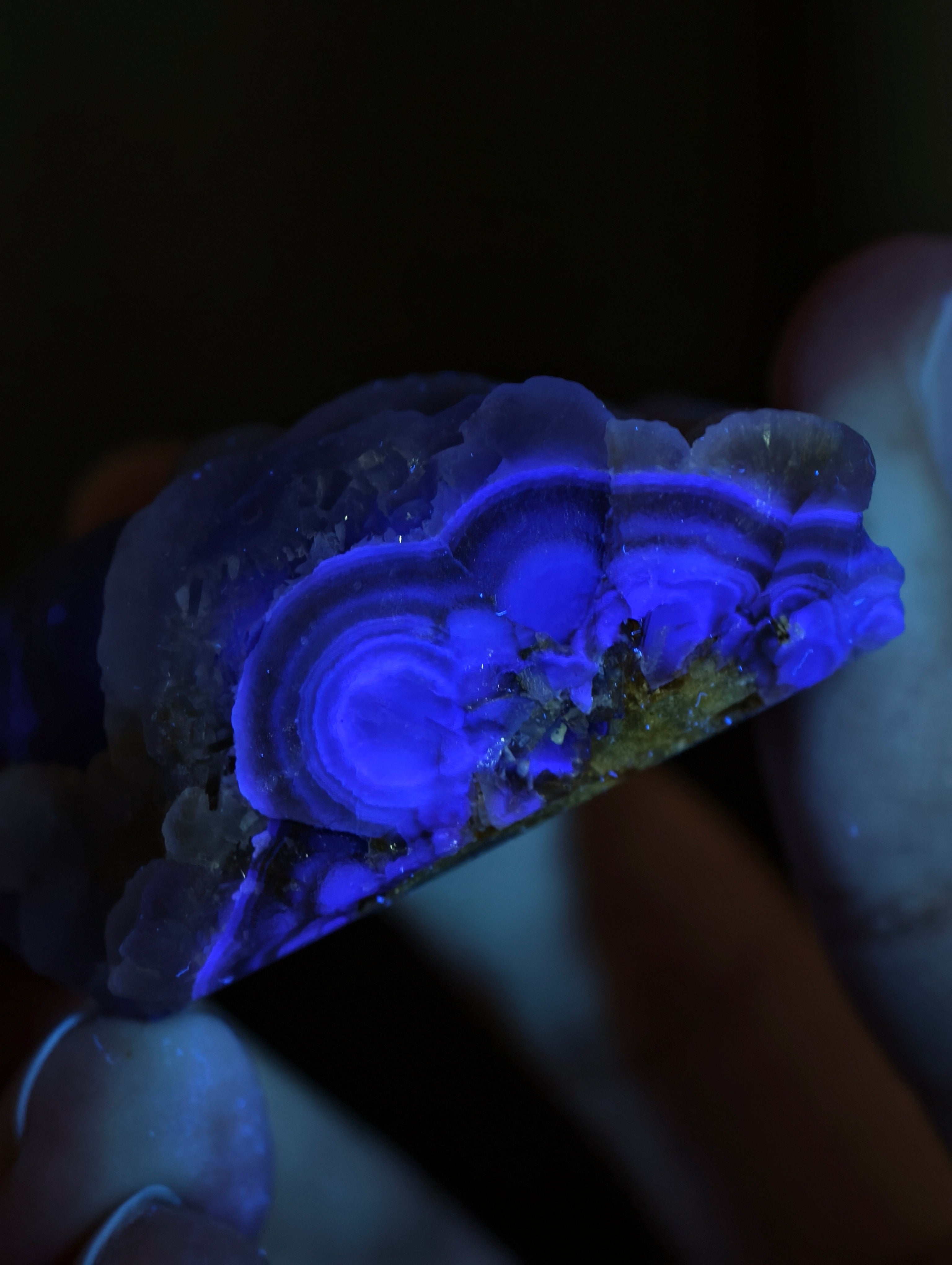 Botryoidaler grün &amp; lila Fluorit (besonders &amp; UV Aktiv, siehe Fotos)