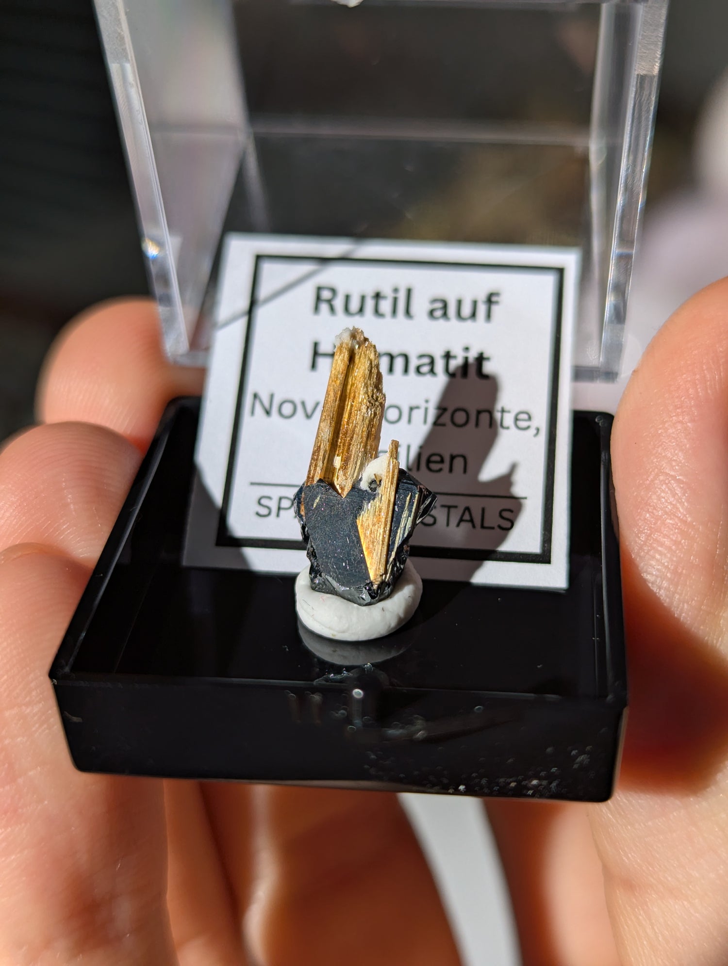 Rutil auf Hämatit Stufe aus Brasilien