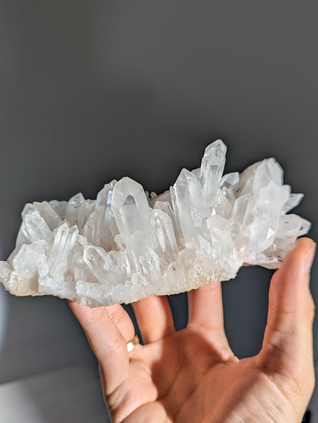 großes Bergkristall Cluster aus Brasilien