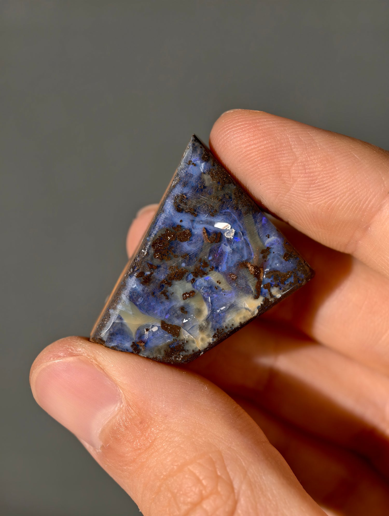 Boulder Opal aus Australien (selbst geschliffen &amp; poliert)