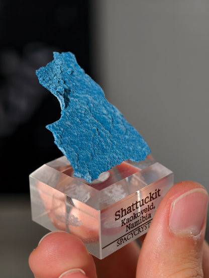 Botryoidaler blauer Samt Shattuckit auf Podest