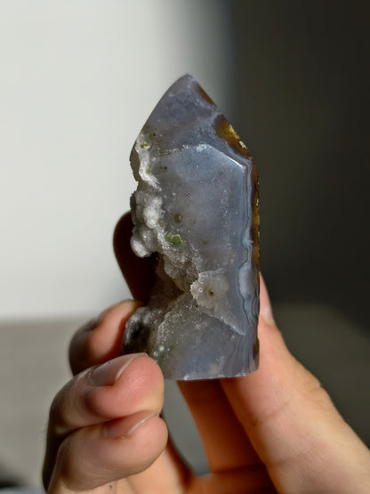 Druzy Achat Turm aus Brasilien