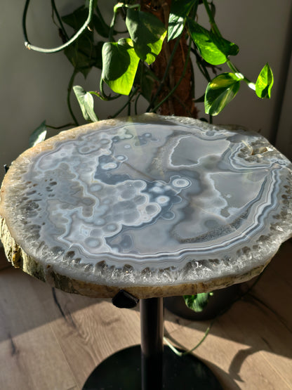 Natürlicher Achat Beistelltisch aus Brasilien