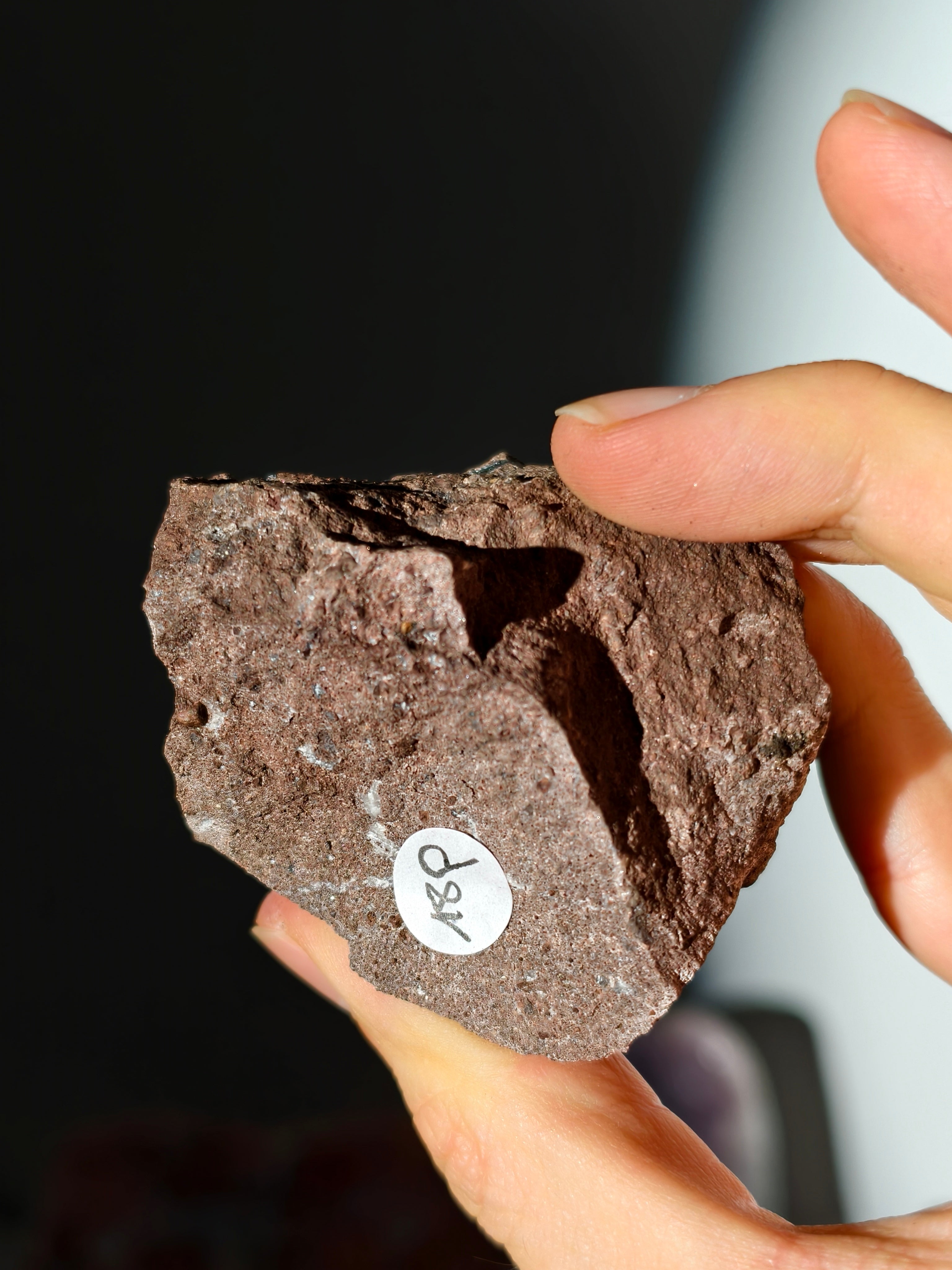 Schimmernder Pyrolusit aus Marokko