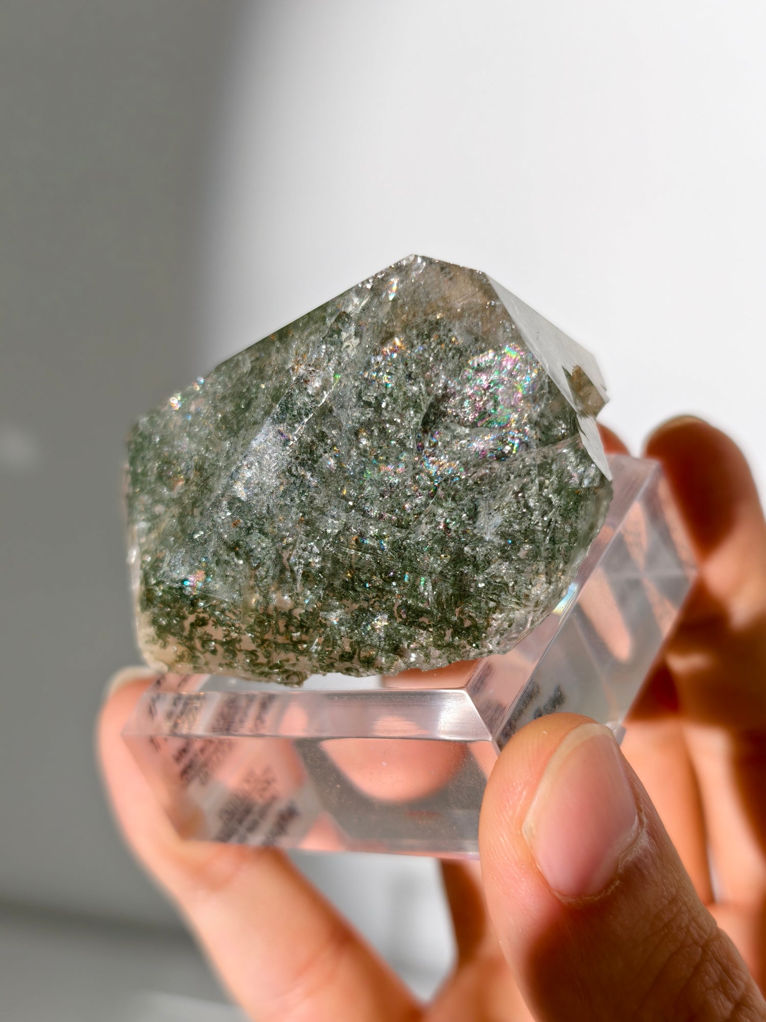 Himalaya Bergkristall Spitze mit Chlorit Einschlüssen