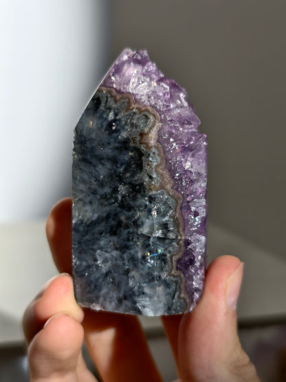 Druzy Amethyst Turm aus Brasilien