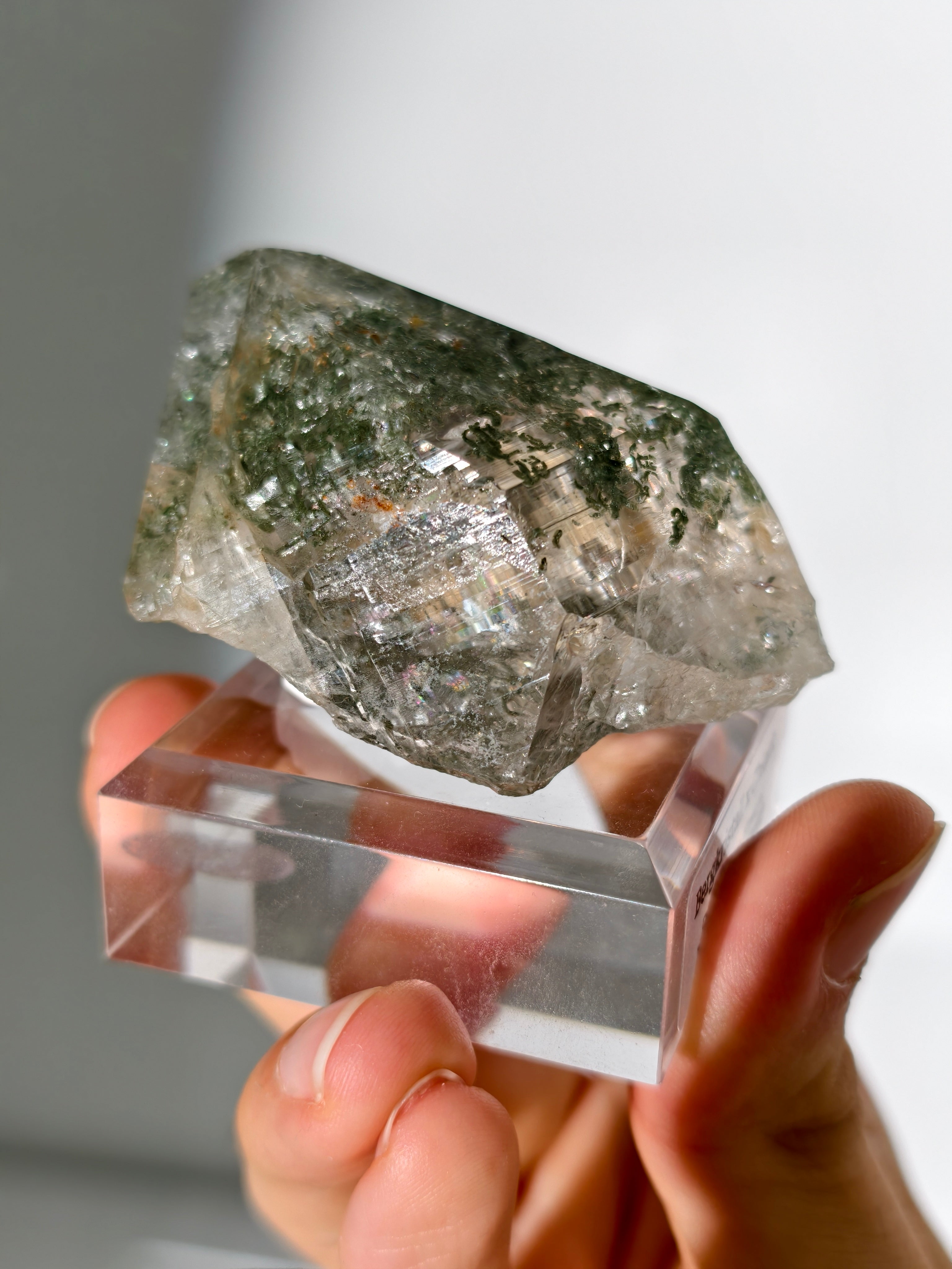 Himalaya Bergkristall Spitze mit Chlorit Einschlüssen